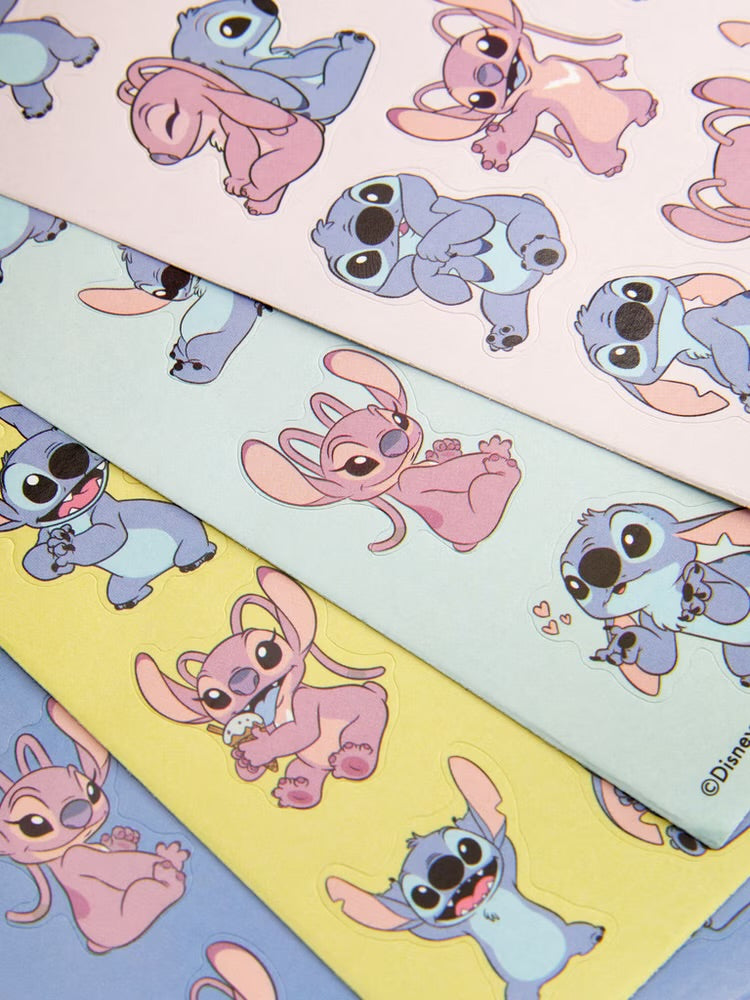 Stitch límmiðabók